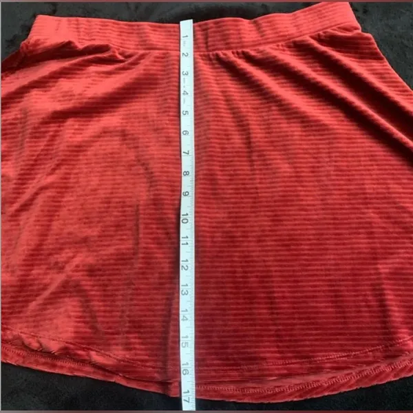 SO by Kohl’s Burgundy velvet skater skirt size L - Image 3