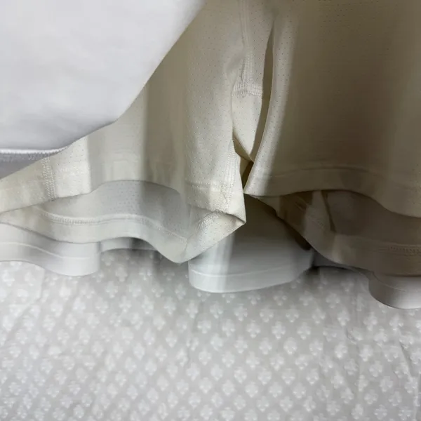 Abercrombie & Fitch YPB White Sculptlux Tennis Skort‎ - Image 4