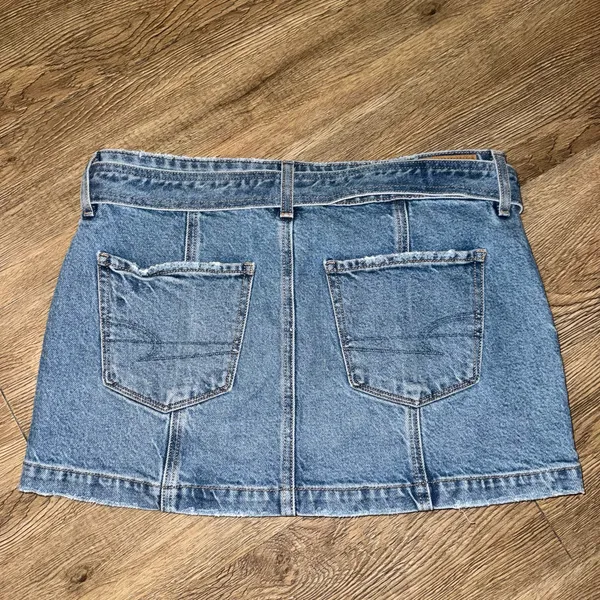 American Eagle Low Rise Mini Denim Skirt - Image 3