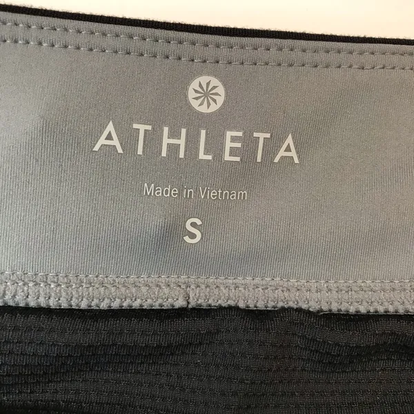 Athleta size small grey/ black‎ leggings They are in great condition - Image 3
