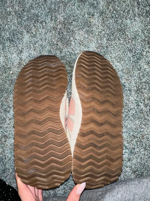 New Balance Sneakers - Image 3