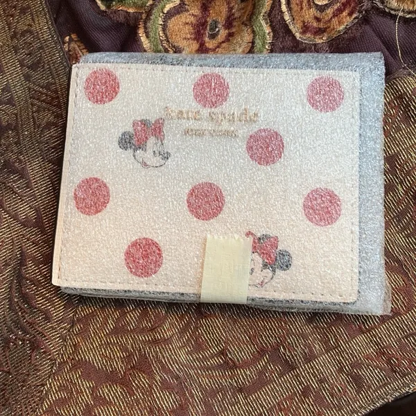 Authentic KATE SPADE LImited Edition leather dots Disney card case - Image 5