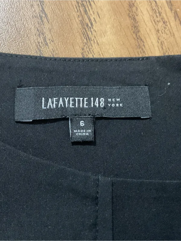 Lafayette 148 Black Short Sleeve Blouse Womens Size 6 - Image 6