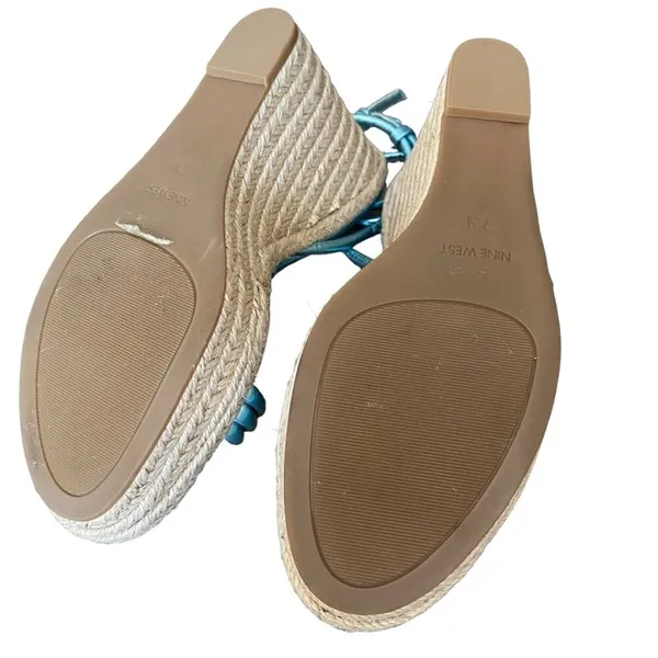 Nine West Hipsta3 Metallic Light Blue Wedge Sandals size 7.5 NWOB - Image 12
