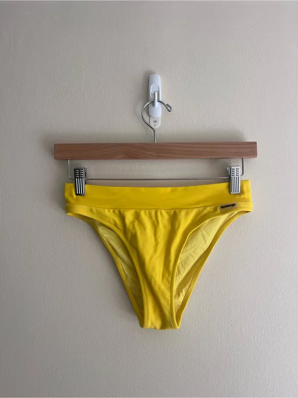 NWOT Blackbough Yellow Bikini Set | Scrunch Bandeau Top S & High Cut Bottom M - Image 4