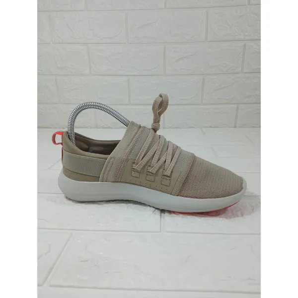 Under Armour UA Womens Vibe Elastic Slip On Lace Up Sneakers Beige Size 7 - Image 3