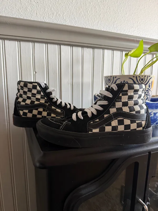 High-Top Vans - Image 6