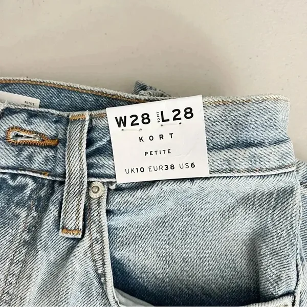 Topshop Asos Kort Petite Size 6/28 High Waist Wide Leg Light Blue Denim Jeans - Image 4