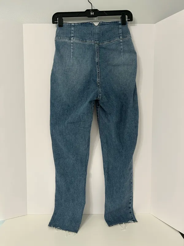 Abercrombie Ultra High-Rise Jeans - Image 4