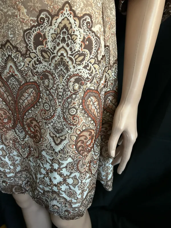Wrangler Off-Shoulder Paisley Print Dress in Beige & Brown SM NWT - Image 4