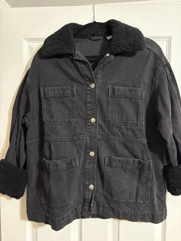 H&M Black Denim Jacket Sherpa - Image 3