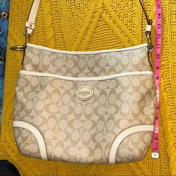 Coach Beige Signature Monogram Coated Canvas Crossbody/ Shoulder Bag - Image 15