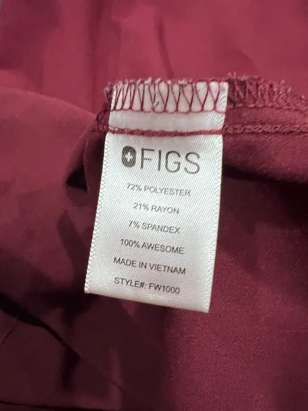 FIGS Medium Scrub Top Catarina One-Pocket Women’s - Image 2