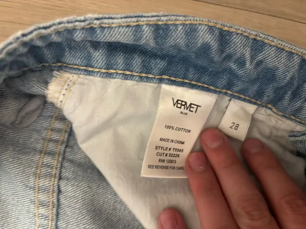 These Three Boutique Distressed Jeans - Image 5
