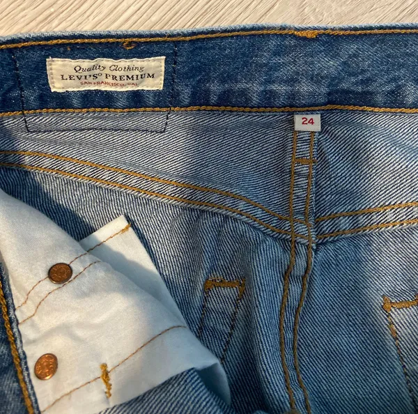 Levi's Jean Skirt - Image 4