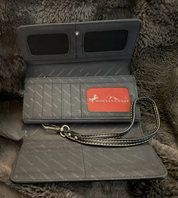 Montana West Wristlet New with Tags - Image 3