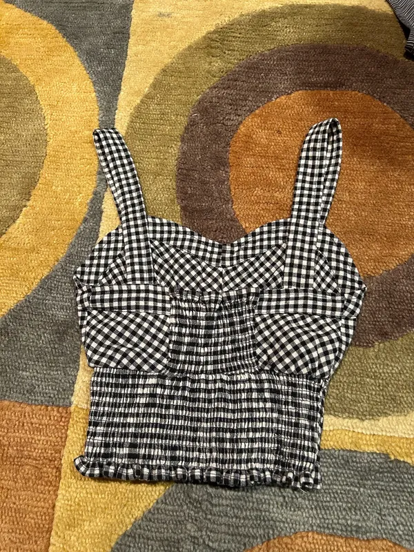Brandy Melville Gingham Plaid Crop Tank Top Black and White Smoked One Size - Image 3