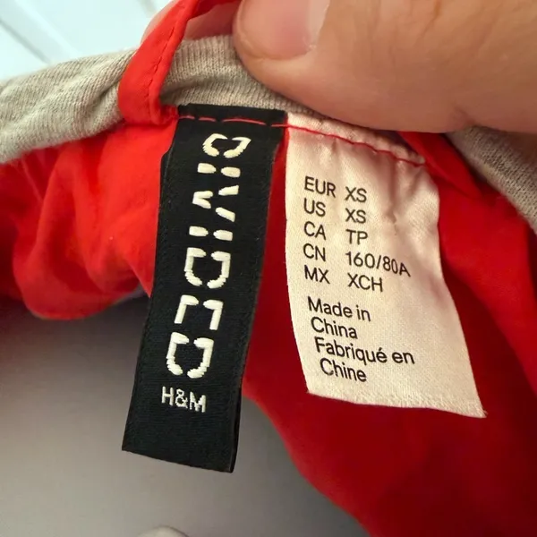 H&M red and navy windbreaker light jacket hooded Women's Jacket Y2K 90’s - Image 6