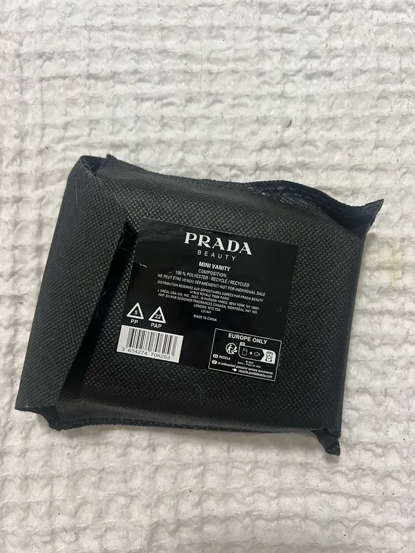 Prada beauty case  - Image 5