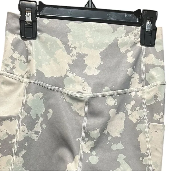 The North Face NWT Motivation High-Rise Pocket Shorts‎ 9" Inseam Size Small - Image 6