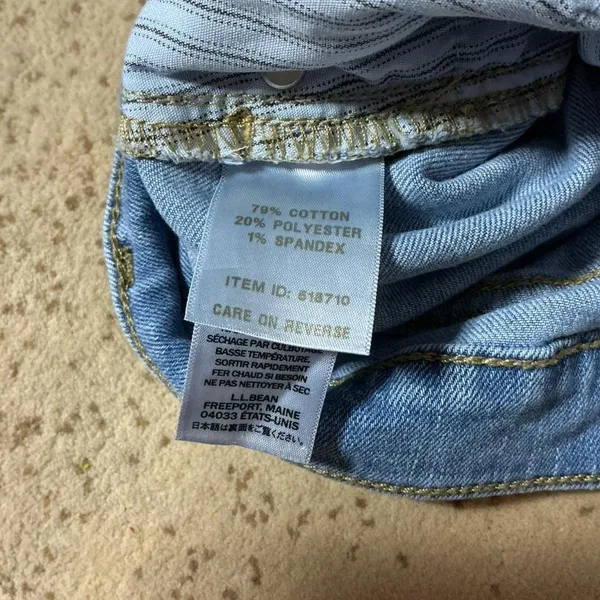 LL Bean Classic Fit High Rise Light Wash Straight Leg Jeans Womens 12 Reg 518710 - Image 4