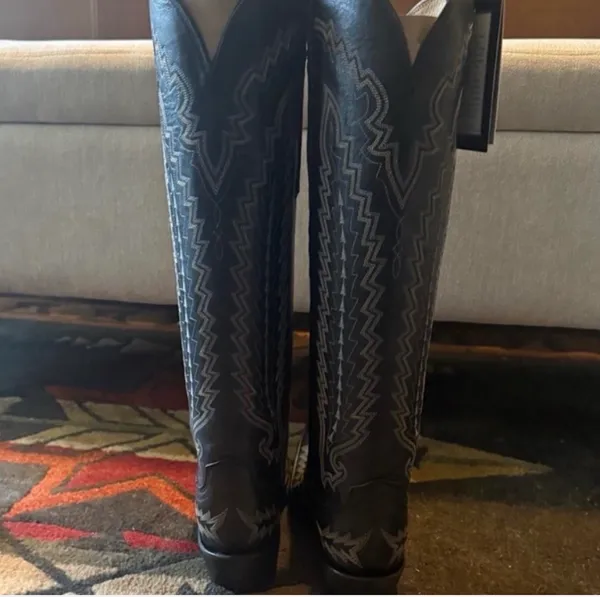 Lucchese Priscilla Black Boots - Image 4