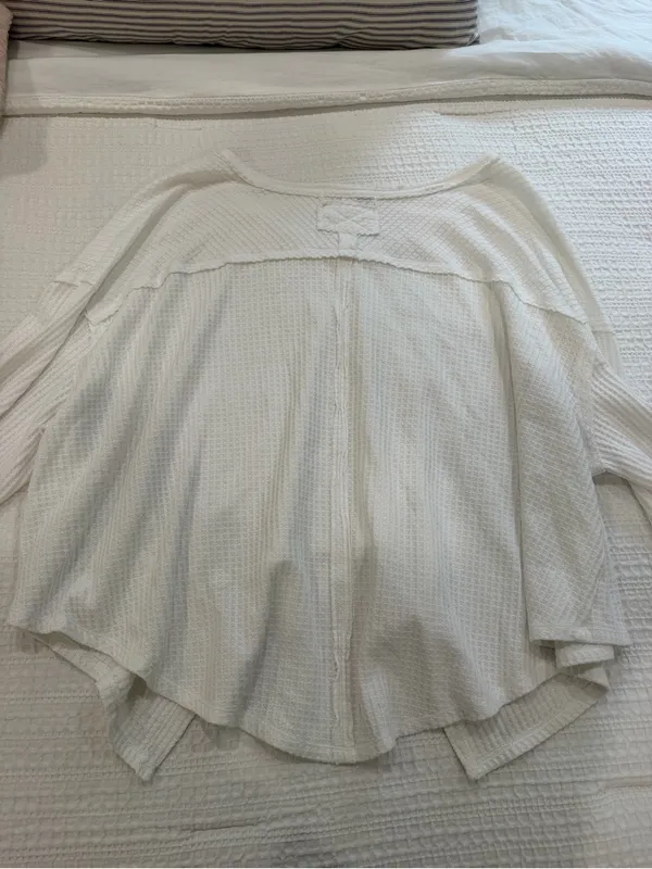 Free people we the free oversized white top! - Image 6
