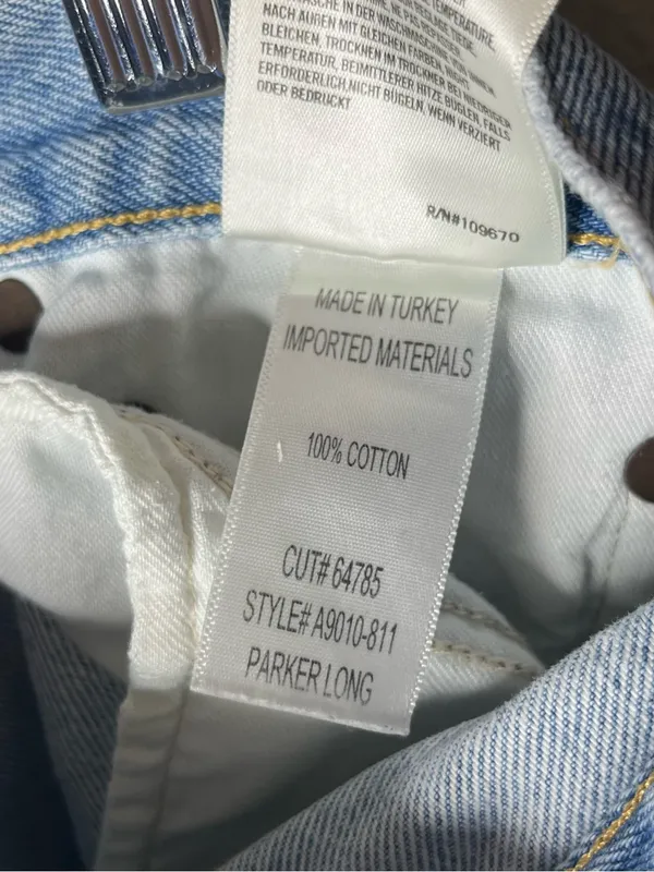 Agolde Parker Long Vintage Cut Off Denim Shorts in Swapmeet - Image 12