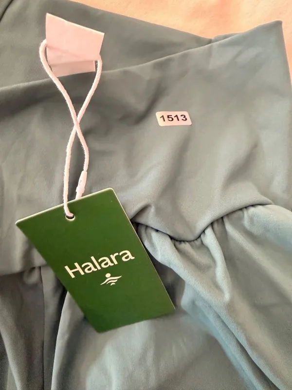 Halara S Long Womens High-Waisted Flow Shorts Small Teal Nylon Blend With Tags - Image 3