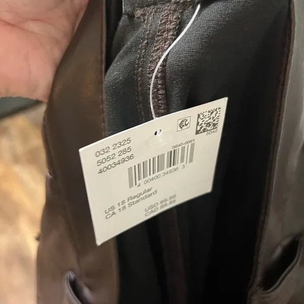 American Eagle Women’s‎ Dark Brown Faux Leather Cargo Pants Size 18 Stretch - Image 8