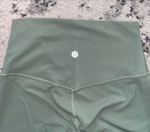 Lululemon Willow Green Align Leggings 25 inch size 4 - Image 2
