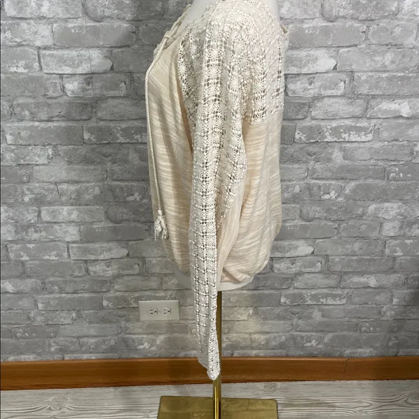 Anthropologie Meadow Rue Cream Lace Detail Blouse - Image 3