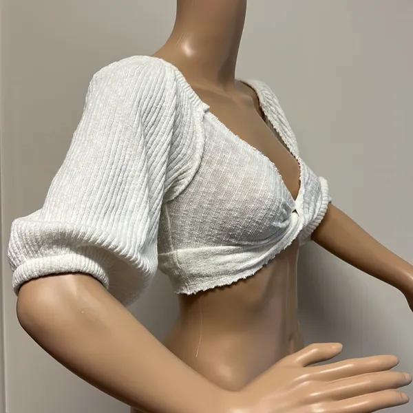 NWT Urban Outfitters Twisted Cropped Top - Image 5