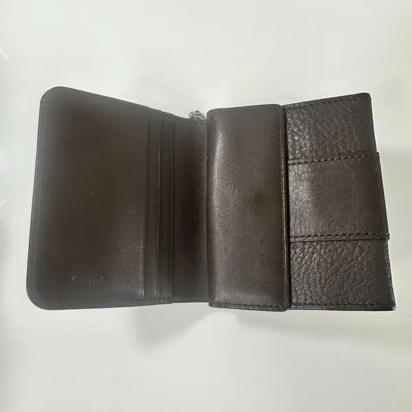 Chloé Wallet Womens One Size Brown Leather Chain C Logo Trifold Wristlet - Image 10