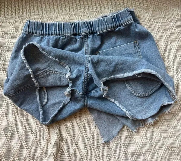 Cloud Ten jean skirt style shorts with strap closure and zipper size m women’s - Image 9