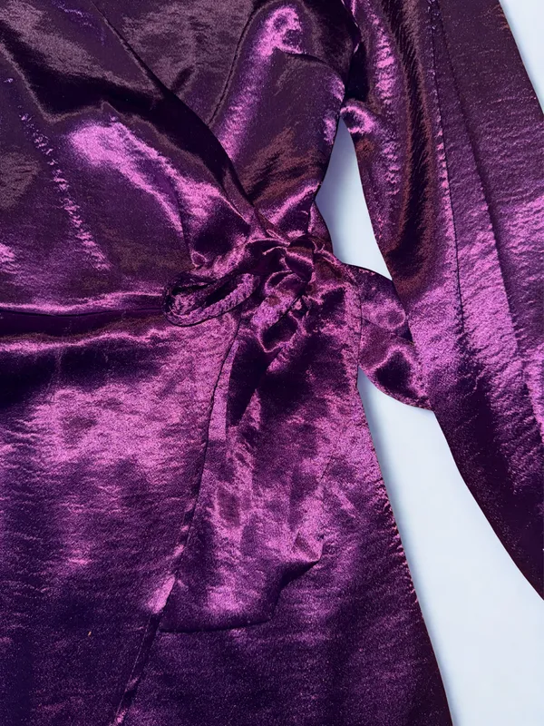 She + Sky Plum Purple Metallic Wrap Romper Long Sleeve Tie Waist Size L NWOT - Image 3