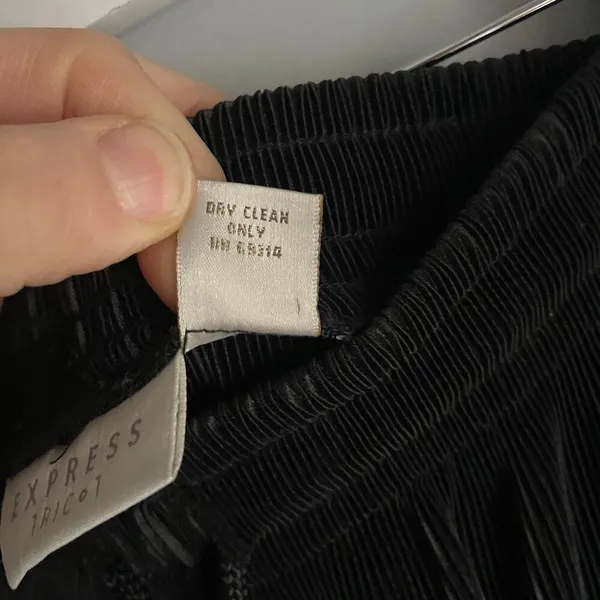 Express Tricot Minimalist Black Trouser Pleated Pull on Pants sz Medium Neutral - Image 8
