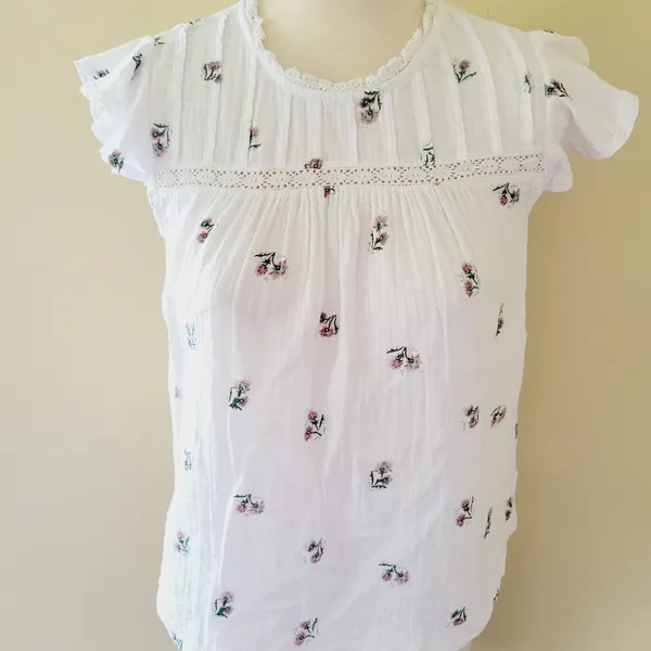 Lucky Brand floral mixed media blouse size small - Image 4