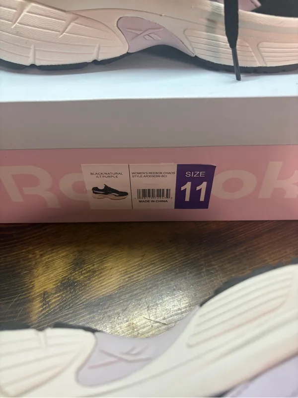 Reebok‎ Black And Lavender Sneakers Size 11 - Image 7