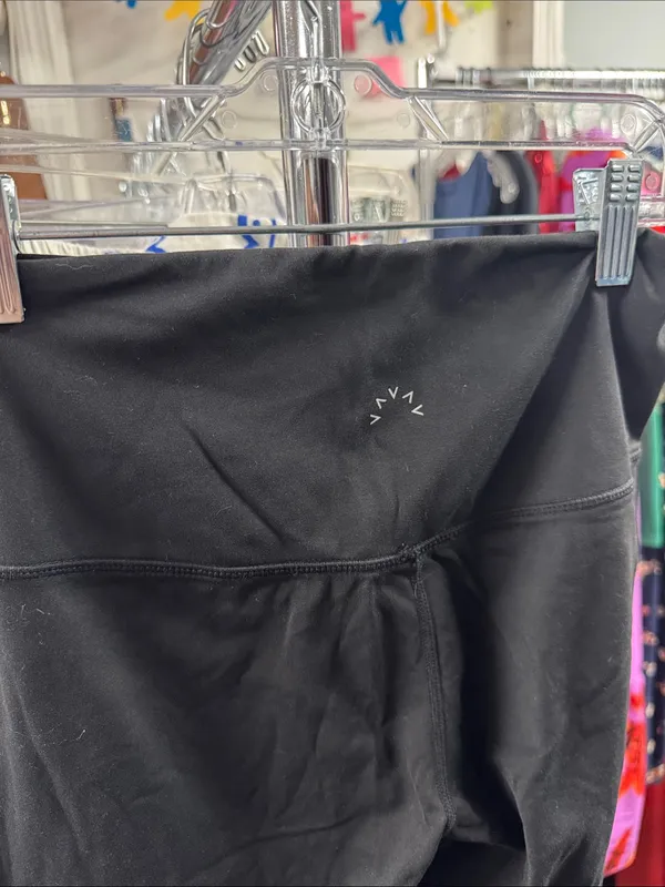 Varley bike shorts S // 0920106 - Image 2