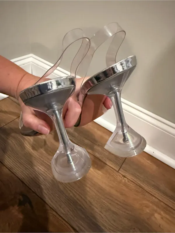 Amina Muaddi Clear PVC Pointed Holli Glass slingback Heels size Italian 36 - Image 4
