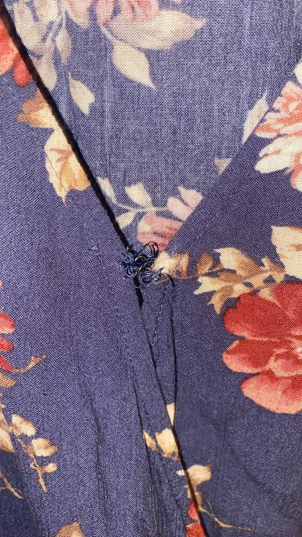 American Eagle Outfitters Blouse - Image 4