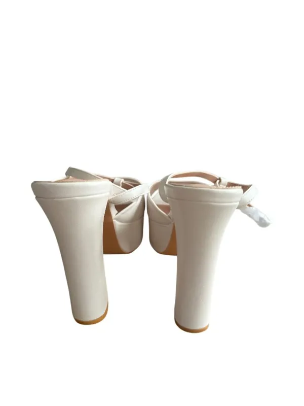 BERNESS White Platform Heels Sandals Size 11 - Image 4
