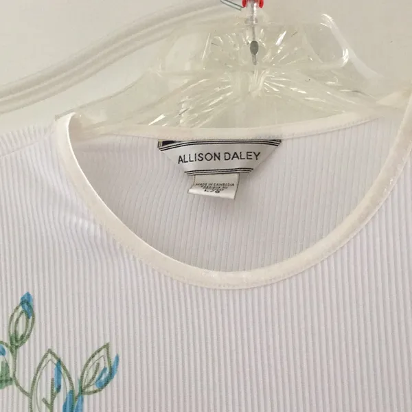 FINAL MARKDOWN Ladies Allison Daley top large - Image 4