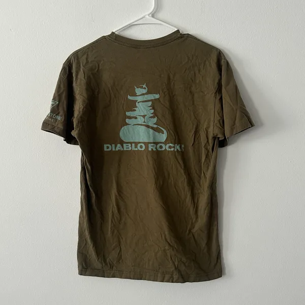 Next Level Apparel Diablo Rock Touchstone Climbing Brown T-Shirt Size M - Image 6