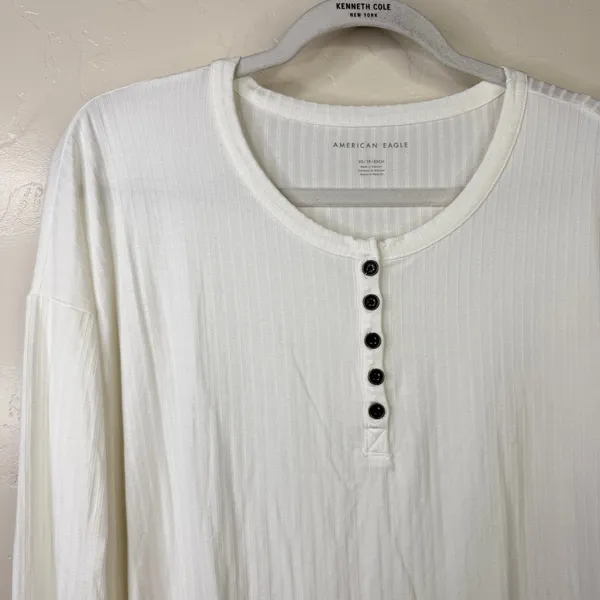 NEW American Eagle Soft & Sexy Ivory White Ribbed Knit Relaxed Fit Henley Top XS - Image 4