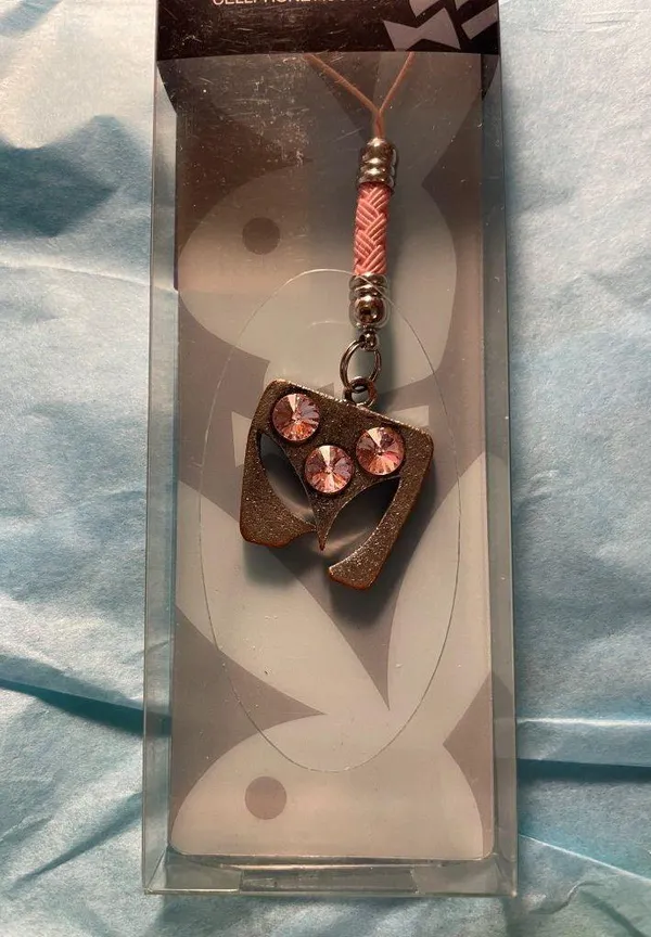 New Playboy Bunny Ears Pink Bling Rhinestones Cellphone Accessory - Image 4