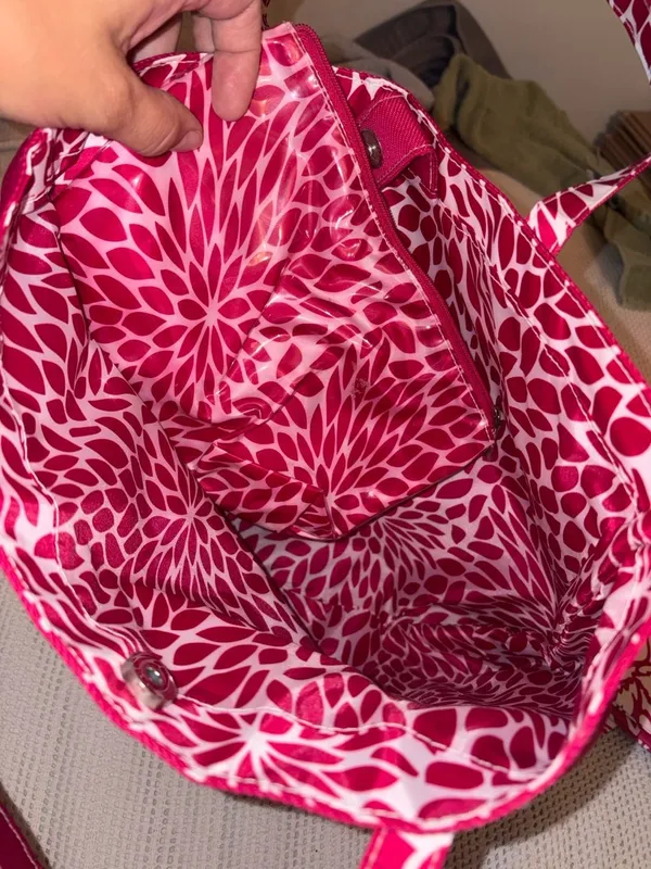 Cosmetic Bag/ Tote Bundle Pink #024 Clinique - Image 3