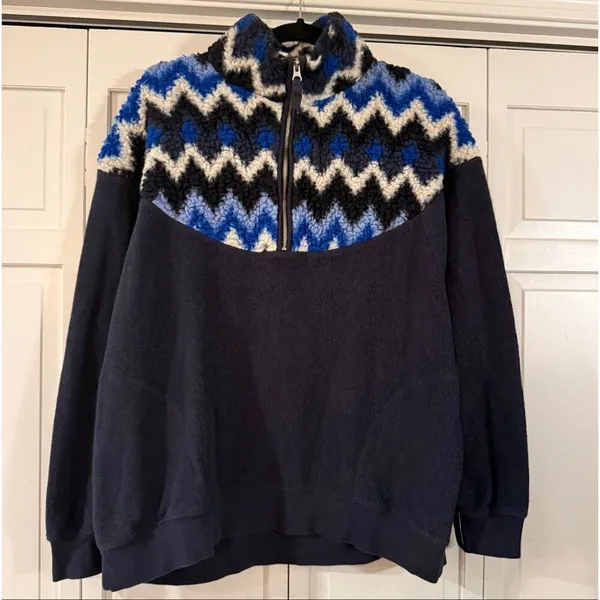 Aerie cozy Sherpa chevron oversized pullover size M - Image 2