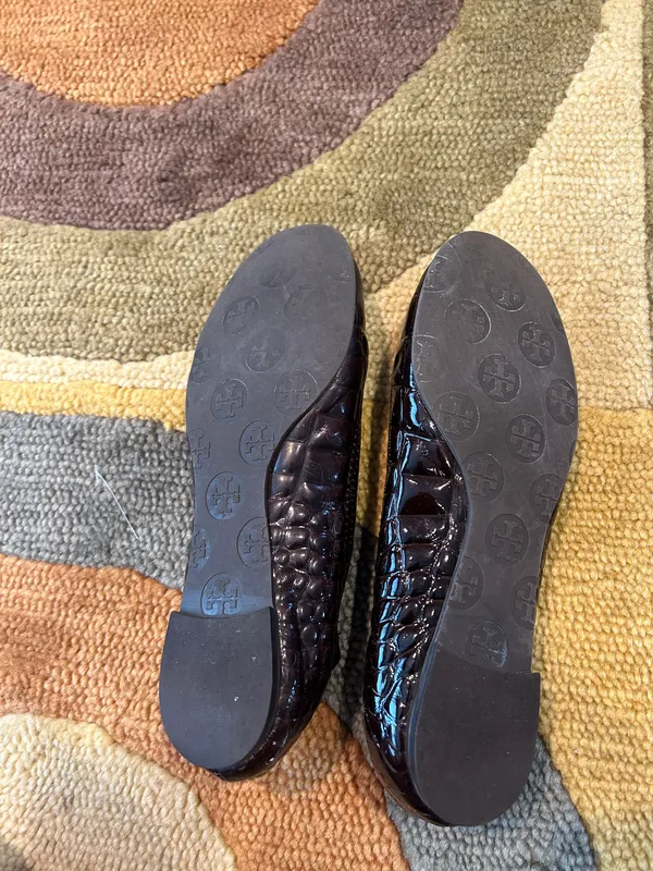Tory Burch Reva Dark Brown Patent Leather Ballet Flats with Snakeskin Size 6 US - Image 4
